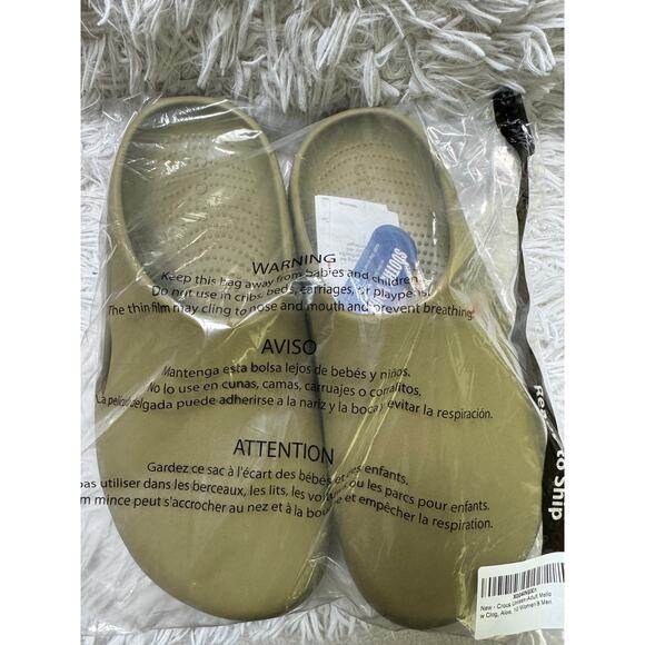 CROCS NWT Mellow Recovery Aloe clogs. - Picture 12 of 12